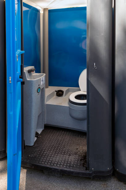 Portable Toilet Options We Offer in Central City, IL